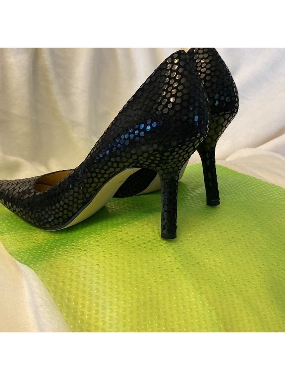 👠 Karen Scott Black Pumps with Sparkle snakeskin✨texture. Sz 10 ladies heels - Picture 3 of 7